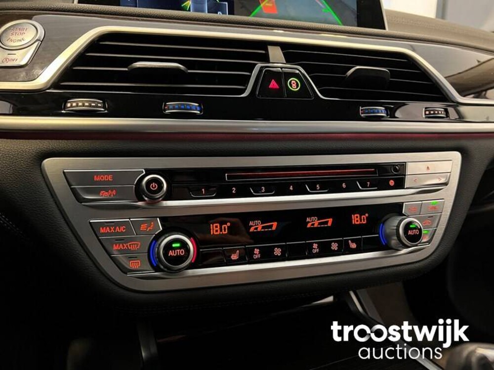 BMW 740i High Executive 326pk 2018 7-Serie, P-673-DS