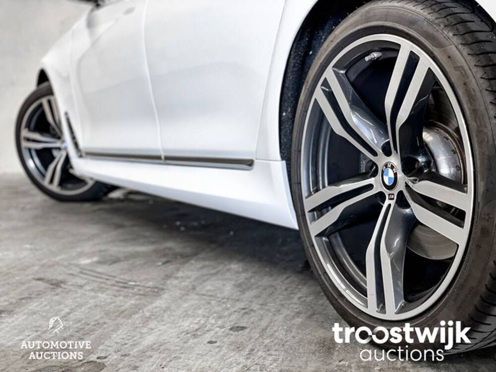 BMW 740i High Executive 326pk 2018 7-Serie, P-673-DS