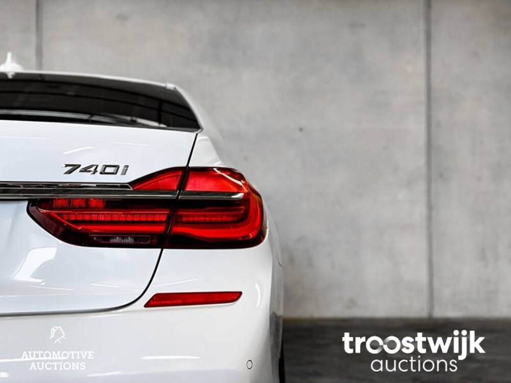 BMW 740i High Executive 326pk 2018 7-Serie, P-673-DS