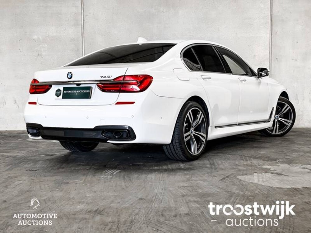 BMW 740i High Executive 326pk 2018 7-Serie, P-673-DS