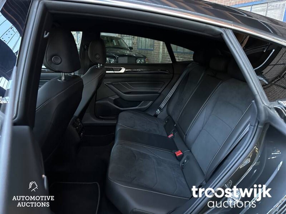 Volkswagen Arteon 1.4 TSI eHybrid R-Line Business+ 211pk 2022, S-584-XV