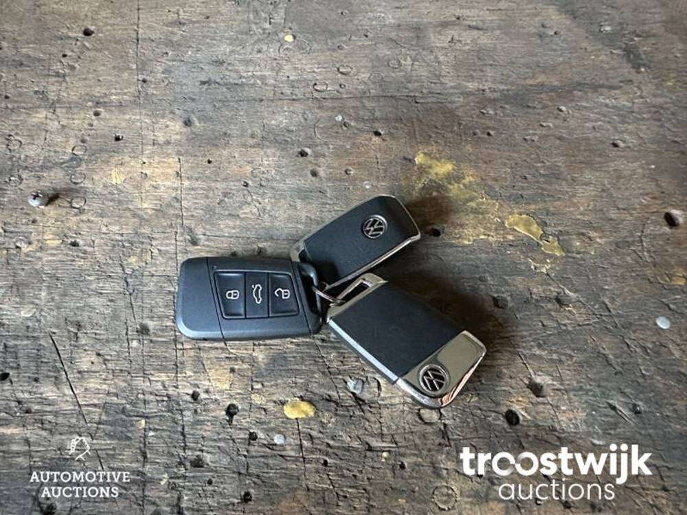 Volkswagen Arteon 1.4 TSI eHybrid R-Line Business+ 211pk 2022, S-584-XV