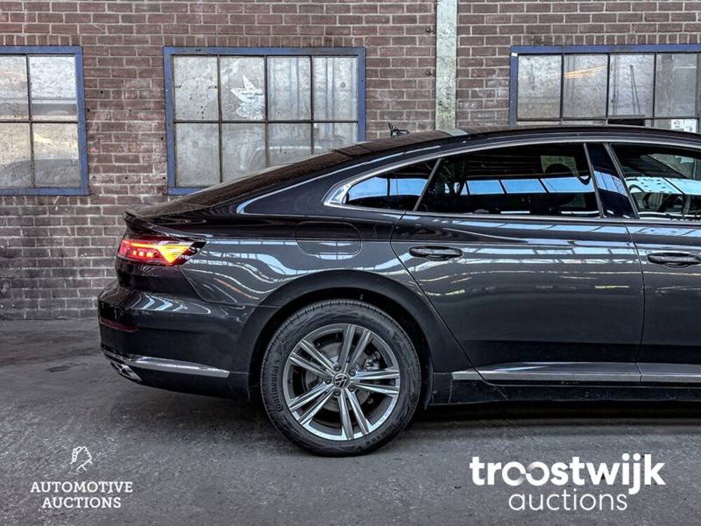 Volkswagen Arteon 1.4 TSI eHybrid R-Line Business+ 211pk 2022, S-584-XV