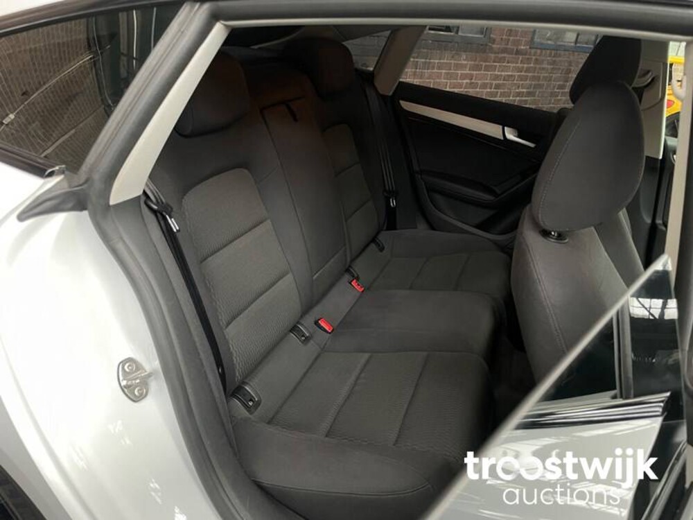 Audi A5 Sportback 1.8 TFSI Business Edition 170pk 2013, 6-KXG-87