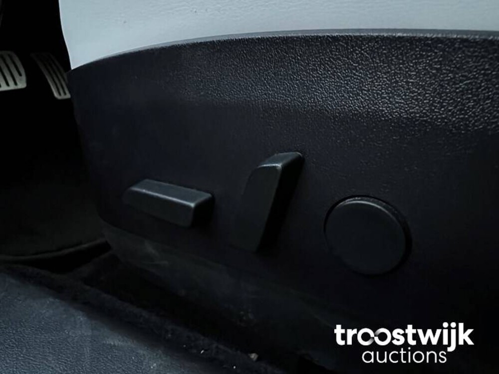 Tesla Model 3 Performance AWD Dual-Motor Dual-Motor 473pk 2019, ZL-538-T -Fabrieksgarantie-