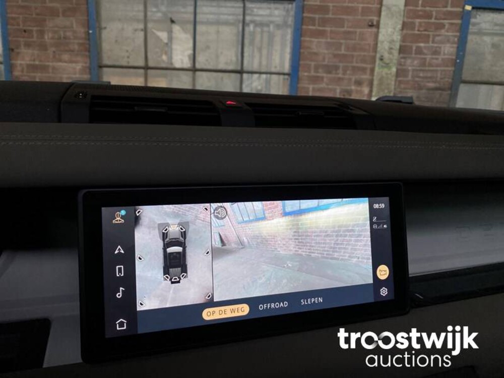 Land Rover Defender D240 110 7-Persoon Nieuw-Model 241pk 2020 -Orig. NL-, J-424-BD