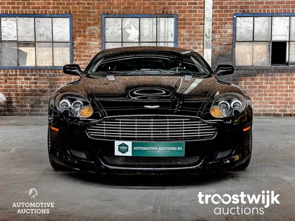 Aston Martin DB9 5.9 V12 457pk 2005 -Youngtimer-