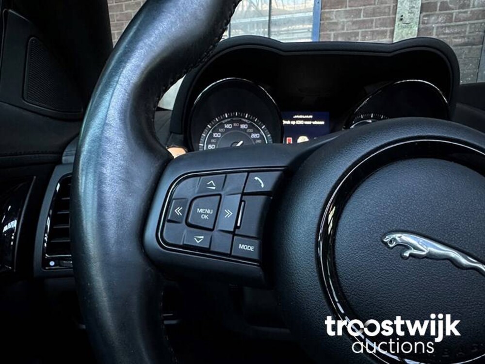 Jaguar F-TYPE S Convertible 3.0 V6  381pk 2013, T-187-DG