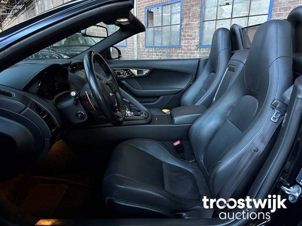 Jaguar F-TYPE S Convertible 3.0 V6  381pk 2013, T-187-DG