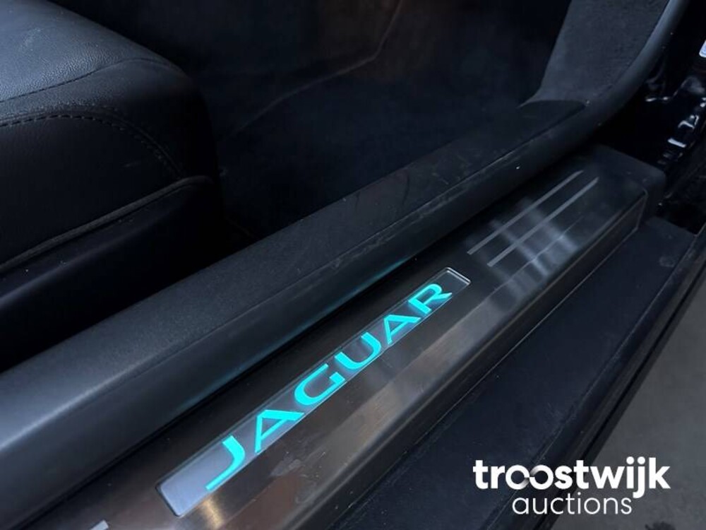 Jaguar F-TYPE S Convertible 3.0 V6  381pk 2013, T-187-DG