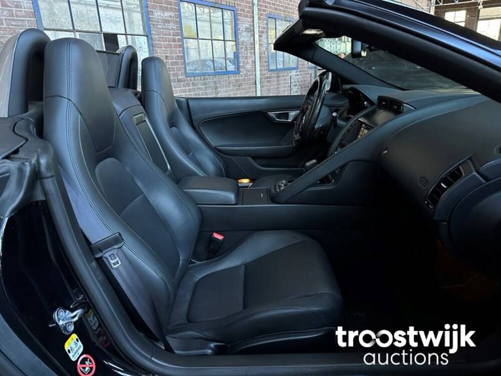 Jaguar F-TYPE S Convertible 3.0 V6  381pk 2013, T-187-DG