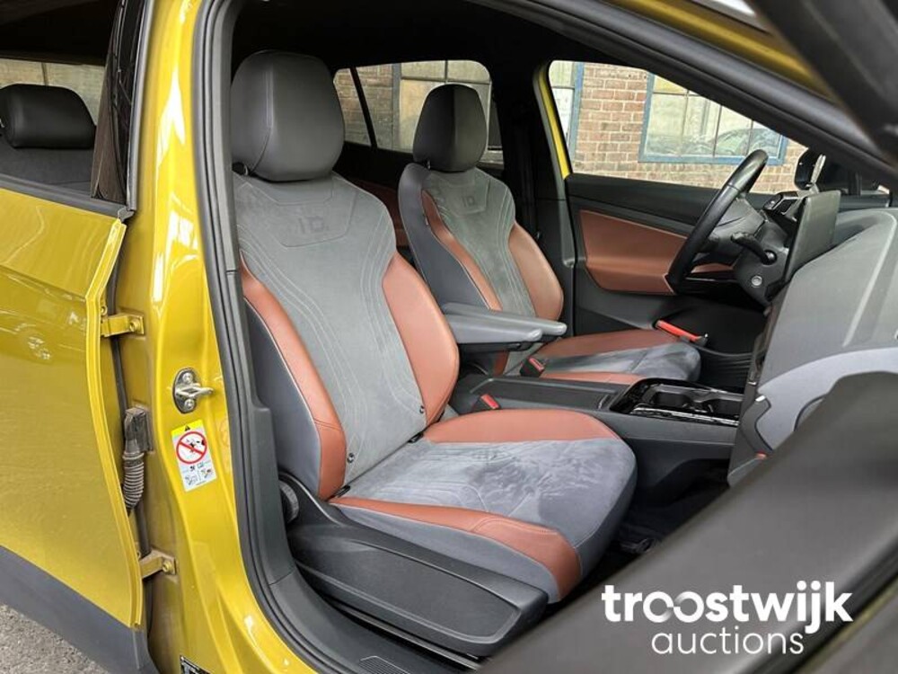 Volkswagen ID.4 PRO First-Edition 77 kWh 204pk 2020 -Orig.NL-, K-176-HN