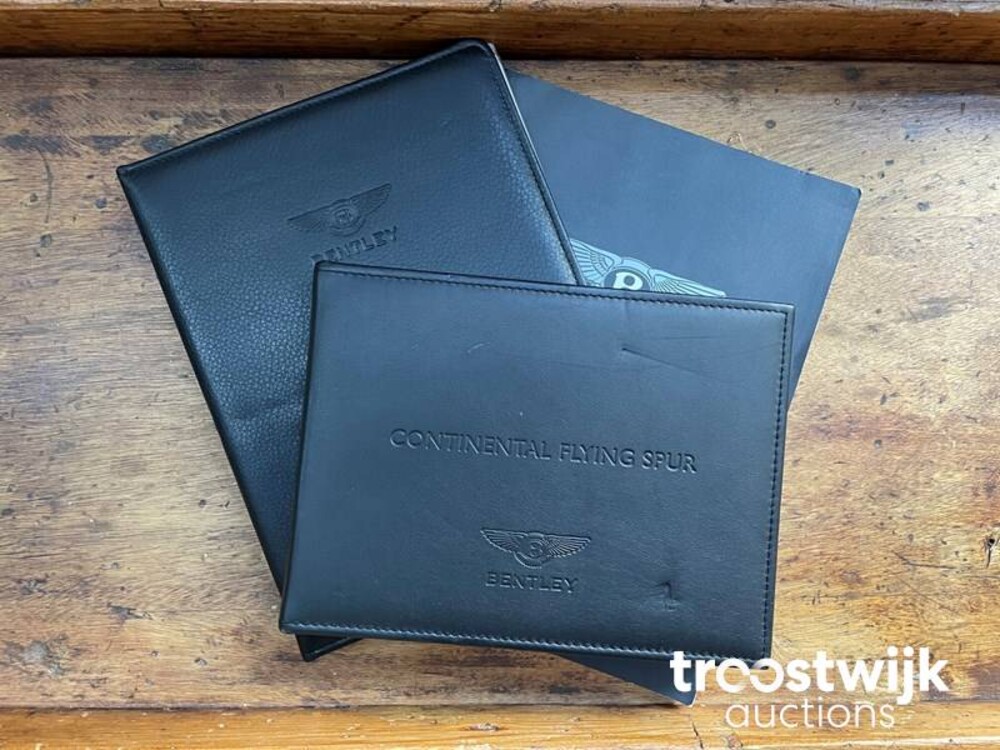 Bentley Continental Flying Spur Speed 610pk 2010