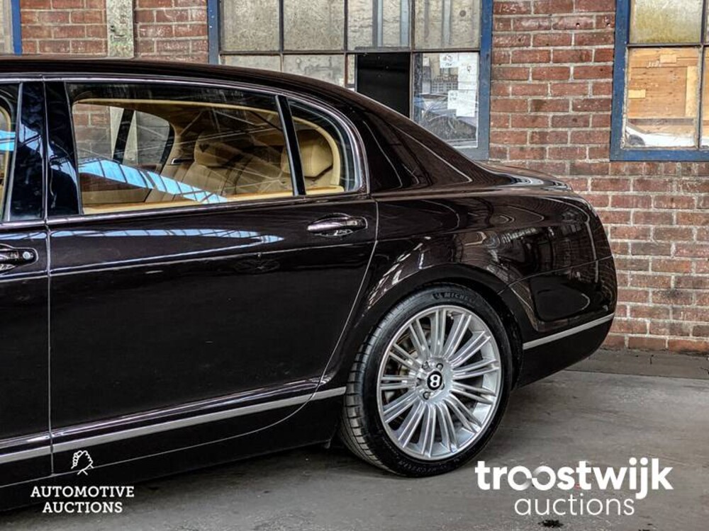Bentley Continental Flying Spur Speed 610pk 2010