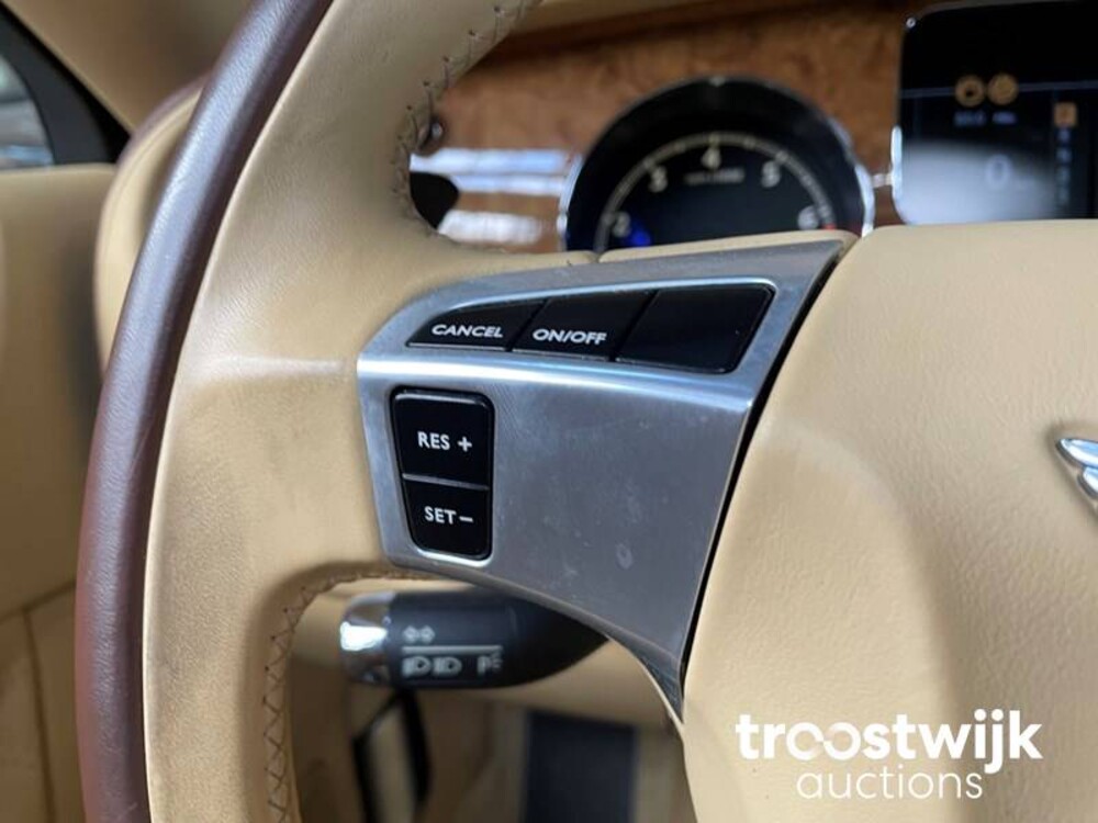 Bentley Continental Flying Spur Speed 610pk 2010