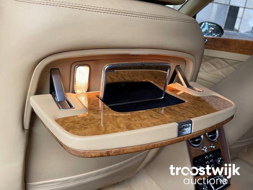 Bentley Continental Flying Spur Speed 610pk 2010