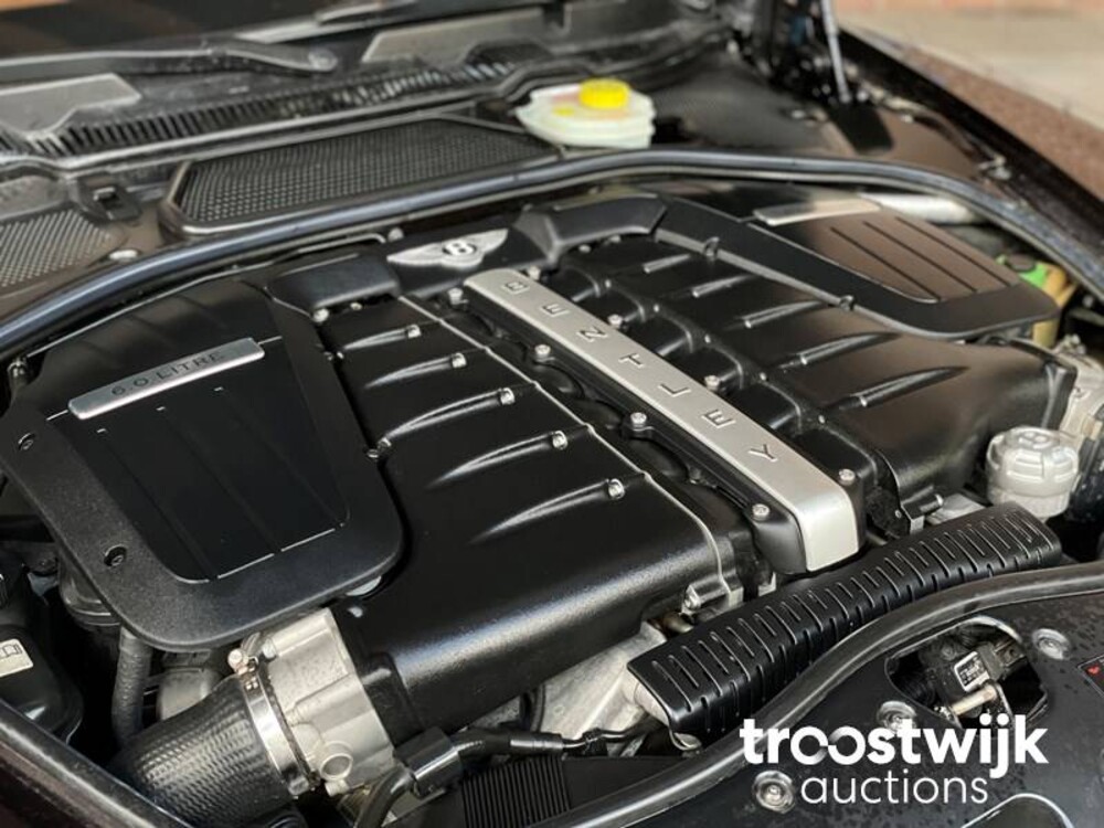 Bentley Continental Flying Spur Speed 610pk 2010