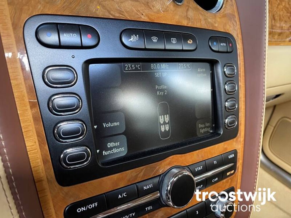 Bentley Continental Flying Spur Speed 610pk 2010