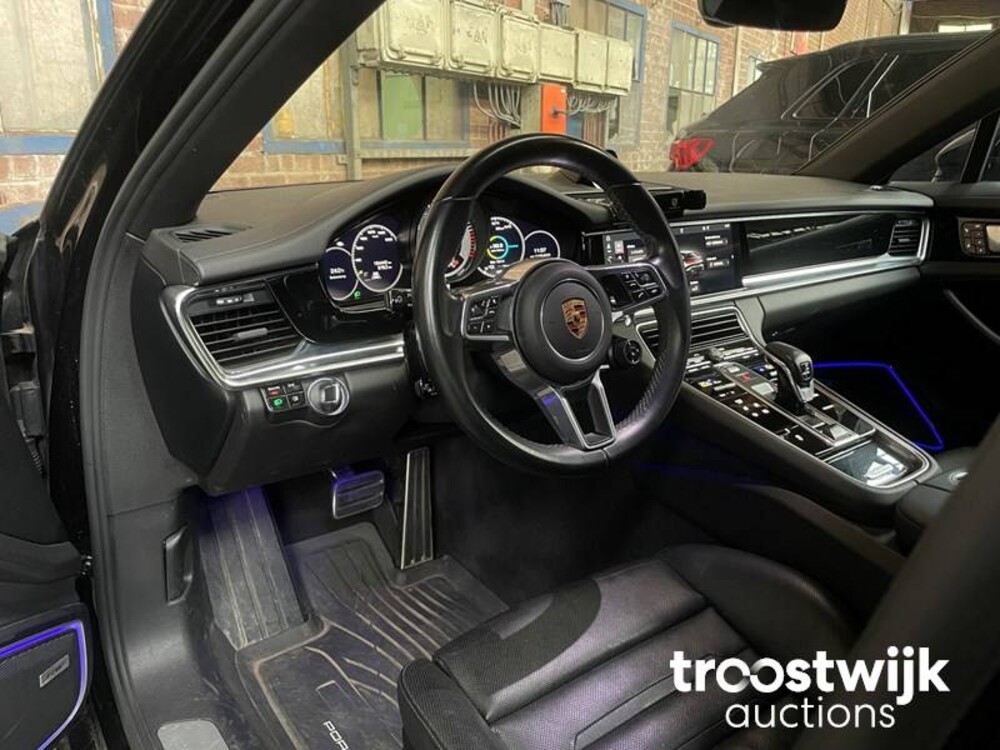Porsche Panamera 4 E-Hybrid 2.9 V6 Plug-In Hybride 462pk SPORT-DESIGN SPORT-CHRONO 2017