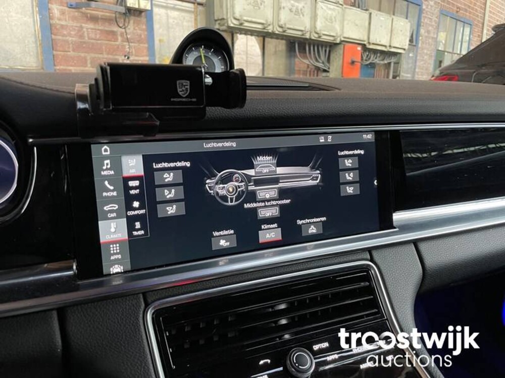 Porsche Panamera 4 E-Hybrid 2.9 V6 Plug-In Hybride 462pk SPORT-DESIGN SPORT-CHRONO 2017