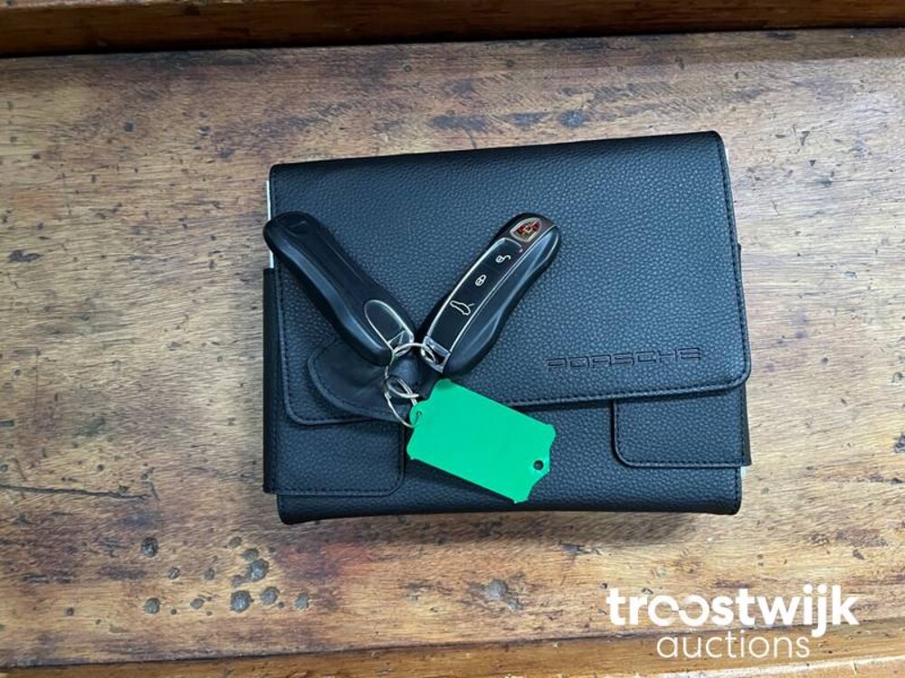 Porsche Panamera 4 E-Hybrid 2.9 V6 Plug-In Hybride 462pk SPORT-DESIGN SPORT-CHRONO 2017