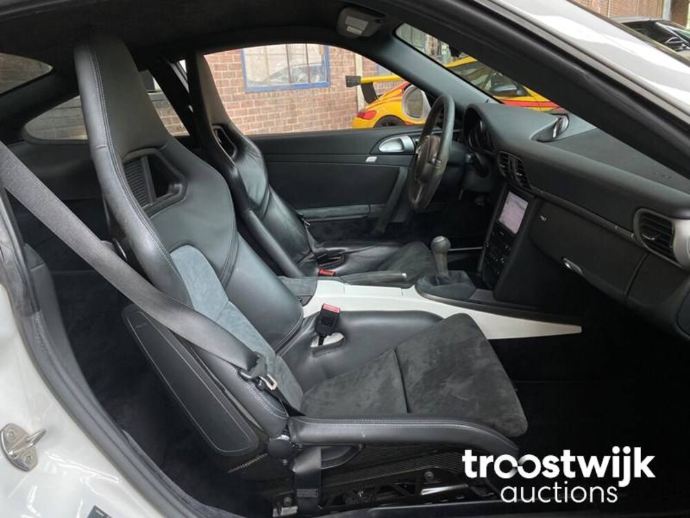 Porsche 911 997 (997.2) GT3 3.8 Sport Chrono 435pk 2010