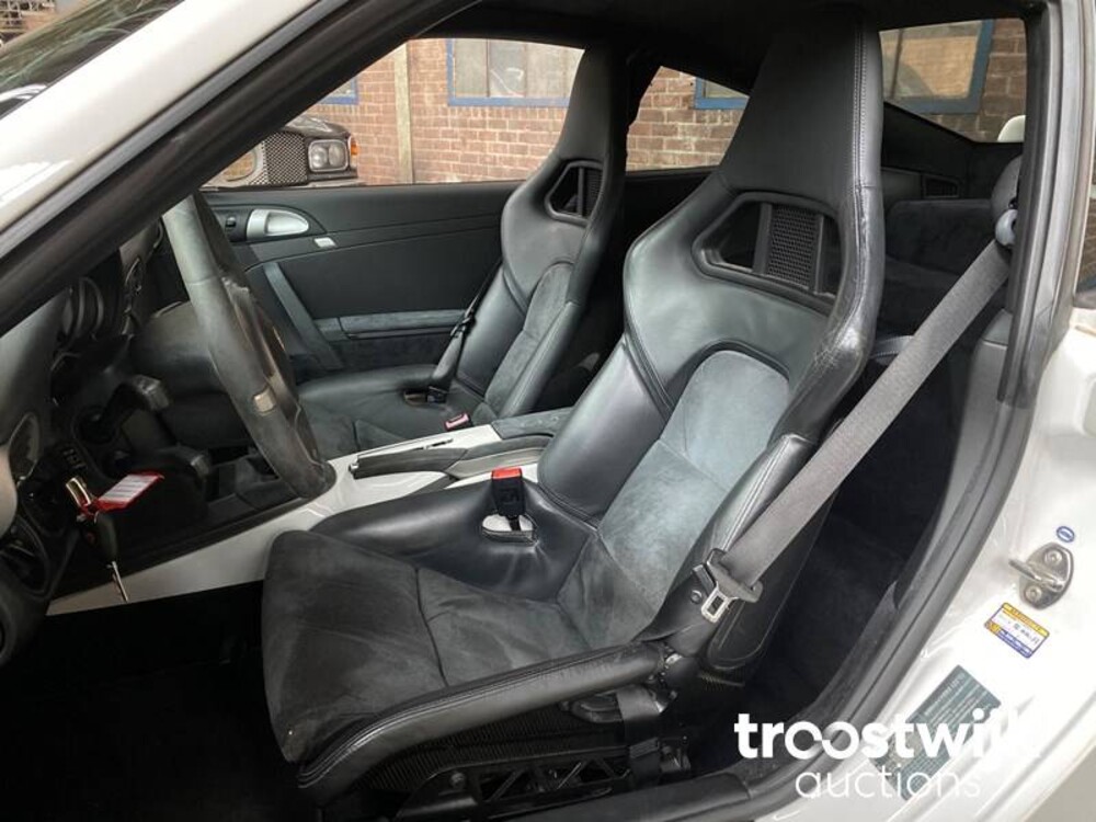 Porsche 911 997 (997.2) GT3 3.8 Sport Chrono 435pk 2010