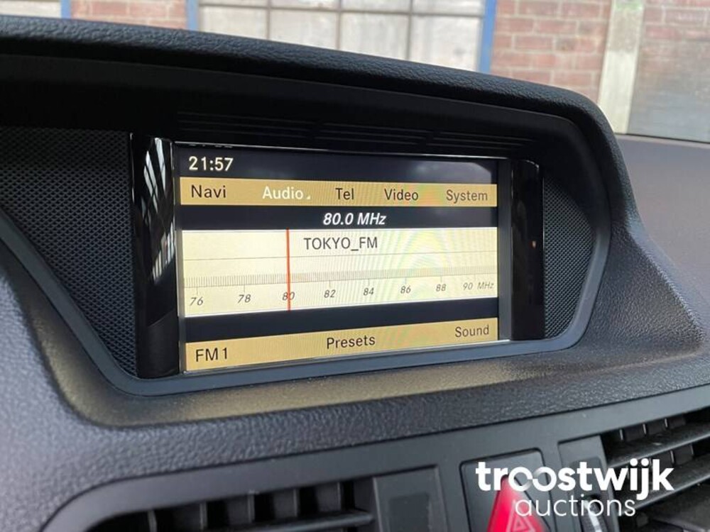 Mercedes-Benz E500 AMG 7G-TRONIC PLUS Coupé  388pk 2010