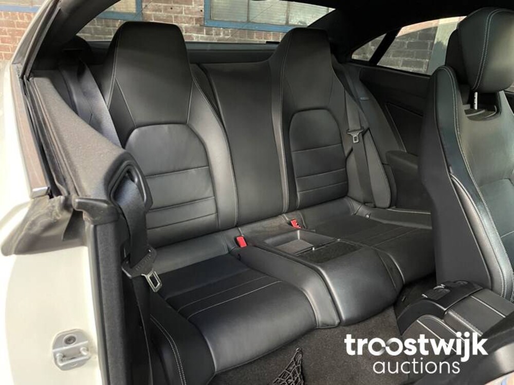 Mercedes-Benz E500 AMG 7G-TRONIC PLUS Coupé  388pk 2010