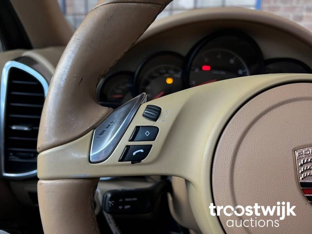 Porsche  Cayenne 3.6 V6 300pk PDK 2012 