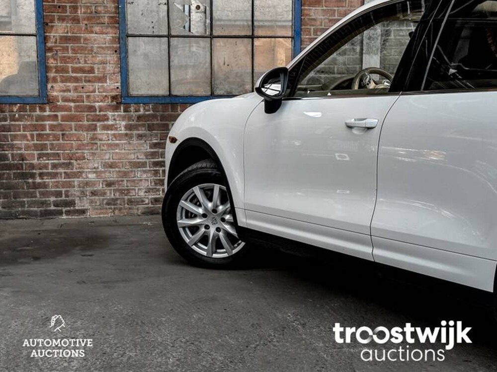Porsche  Cayenne 3.6 V6 300pk PDK 2012 
