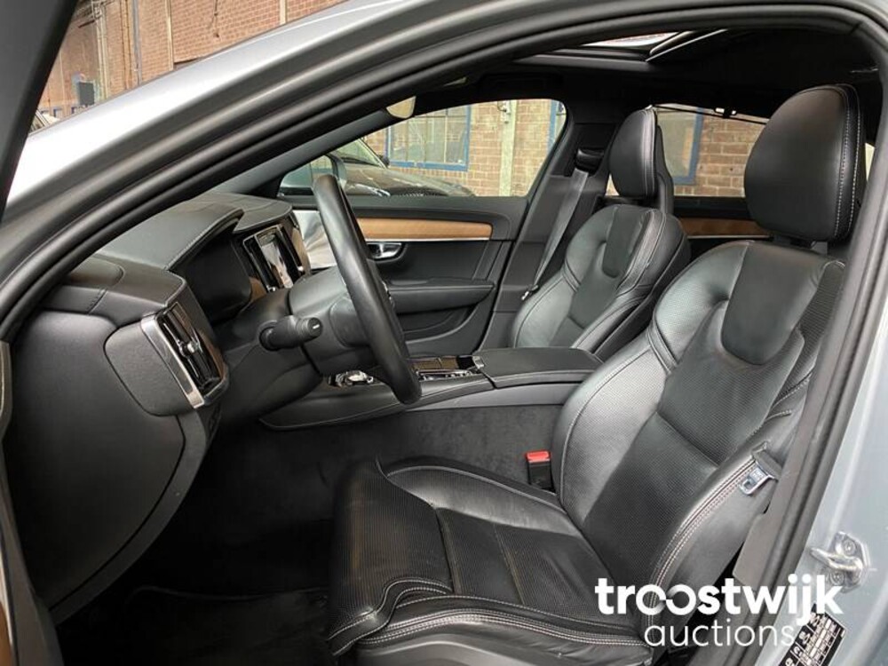 Volvo S90 2.0 T8 AWD Inscription 320pk 2017, ZL-677-D