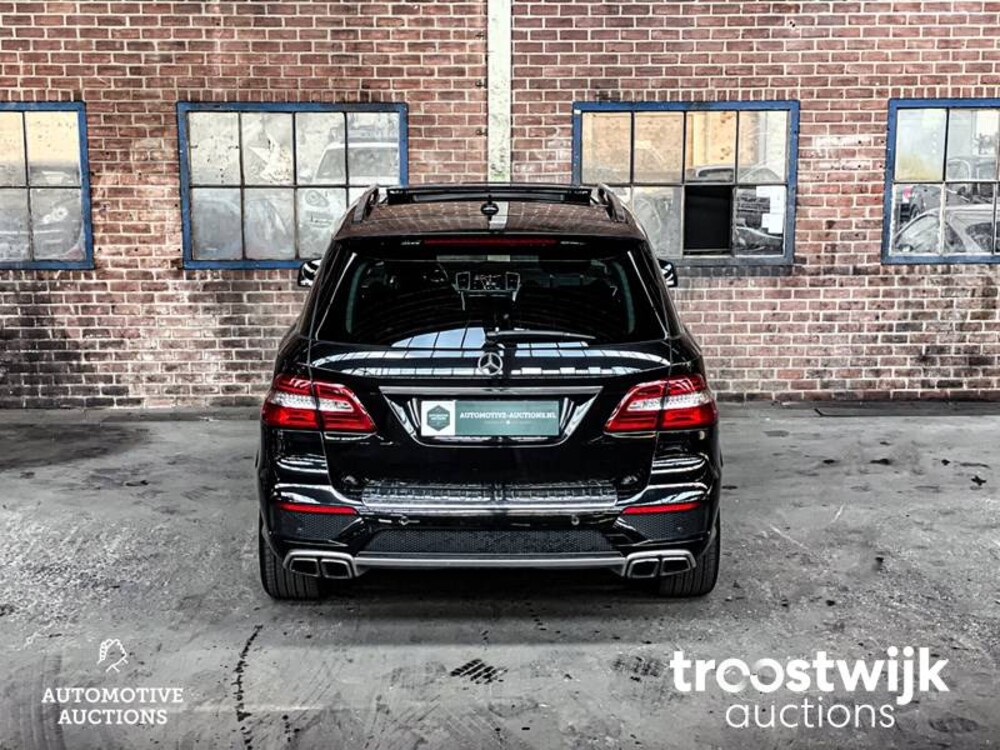 Mercedes-Benz ML63 AMG 5.5 V8 Performance Pack 557pk 2012, H-873-RF