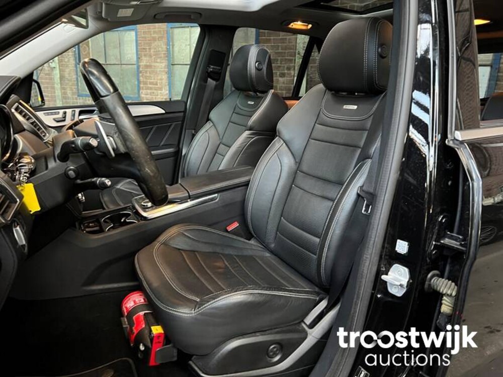 Mercedes-Benz ML63 AMG 5.5 V8 Performance Pack 557pk 2012, H-873-RF