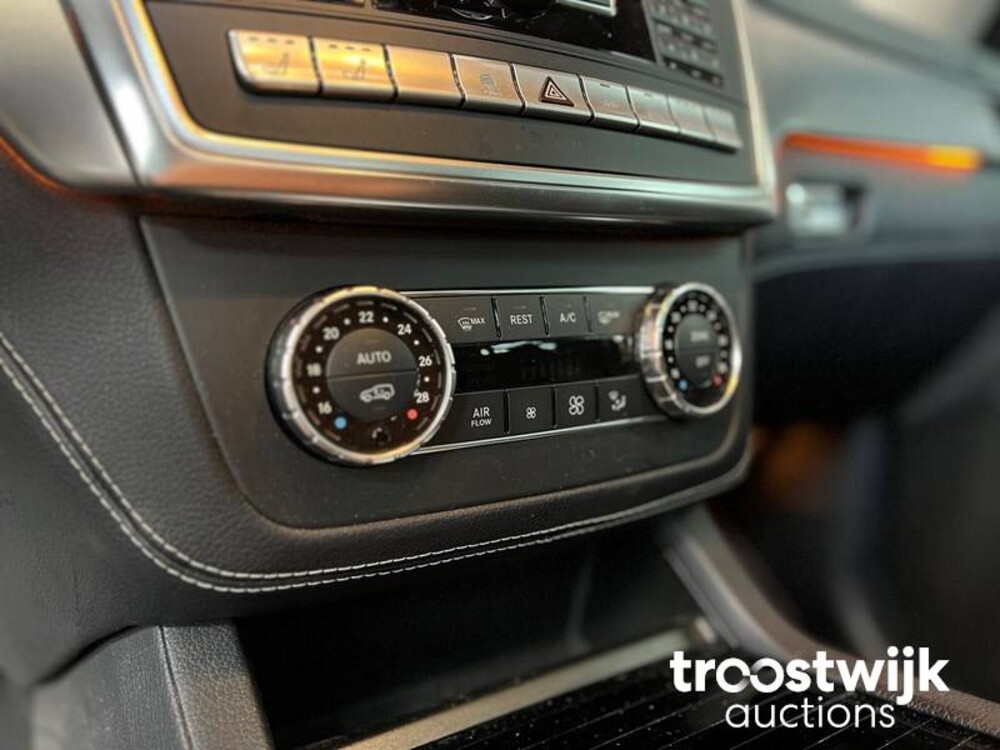 Mercedes-Benz ML63 AMG 5.5 V8 Performance Pack 557pk 2012, H-873-RF