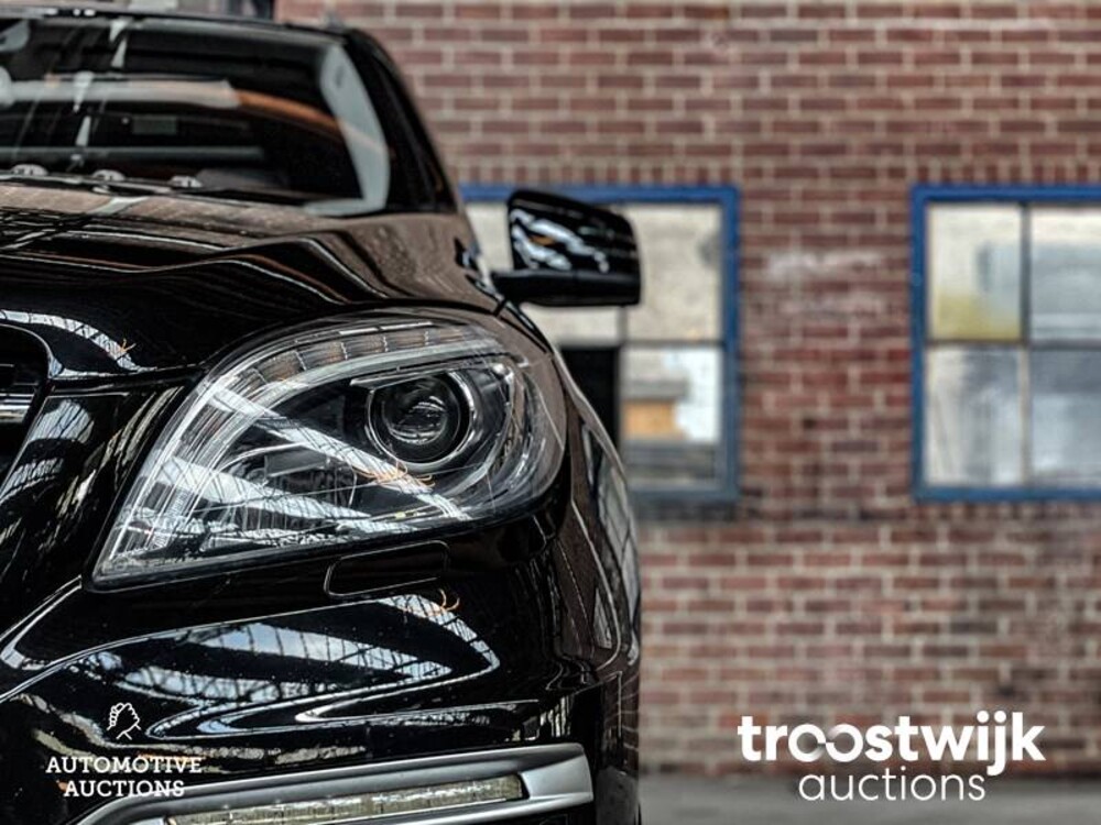 Mercedes-Benz ML63 AMG 5.5 V8 Performance Pack 557pk 2012, H-873-RF