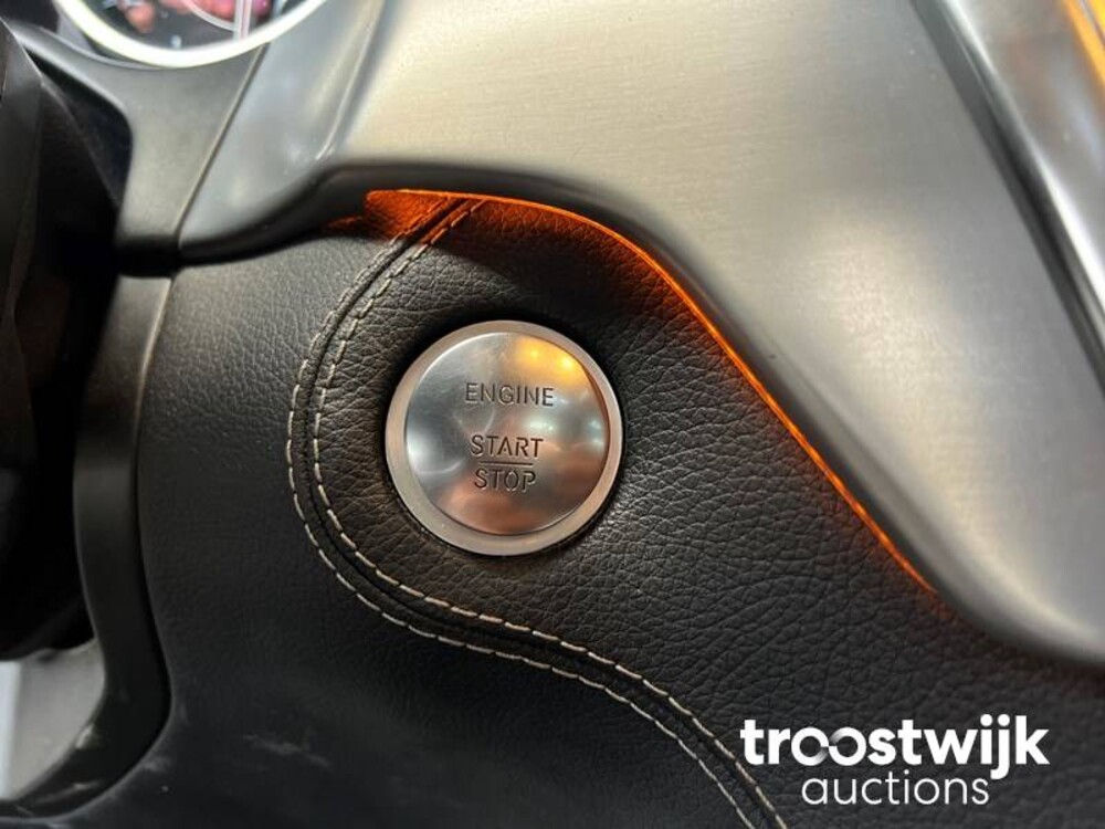 Mercedes-Benz ML63 AMG 5.5 V8 Performance Pack 557pk 2012, H-873-RF