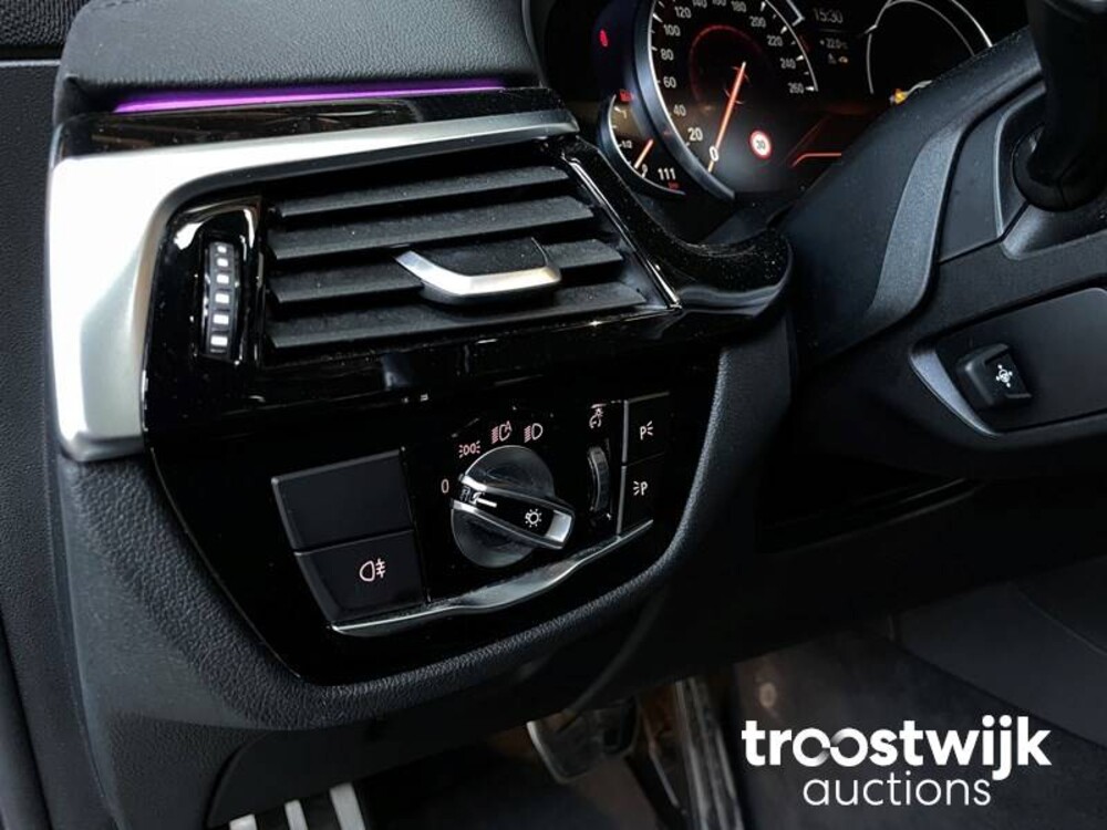 BMW 640i Gran Turismo M-Sport G32 xDrive High Executive 340pk 2017, K-393-PR