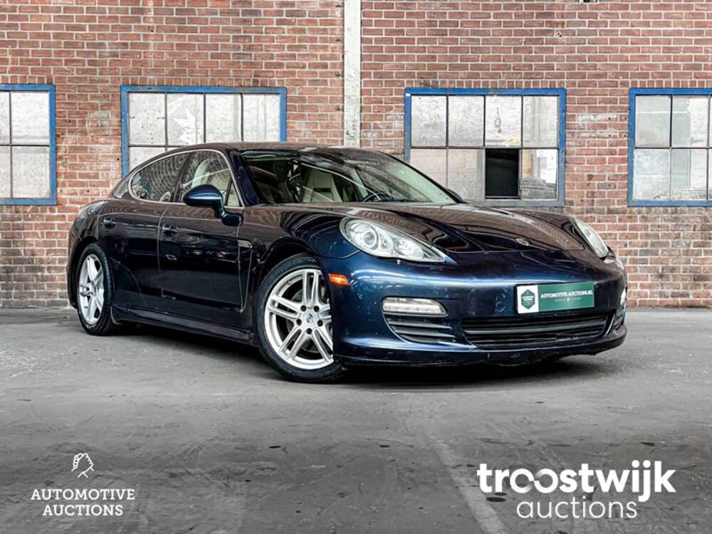 Porsche Panamera S 4.8 V8 400pk 2010