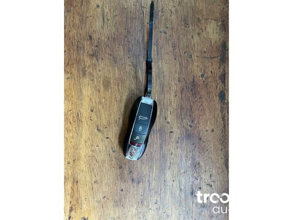 Porsche Panamera S 4.8 V8 400pk 2010