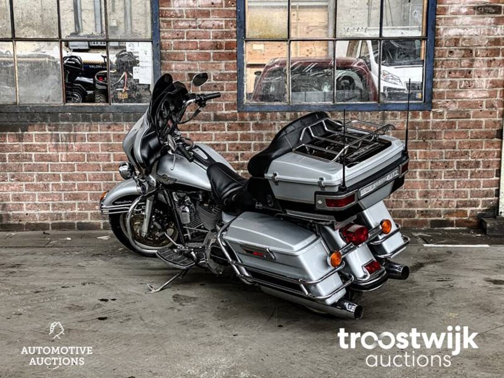 Harley Davidson FLHTCUI Electra Glide Ultra Classic Anniversary Motor Cruiser