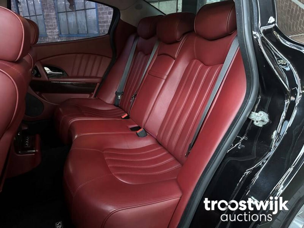 Maserati Quattroporte Executive GT 4.2 V8 400pk 2007 -Youngtimer- ZF