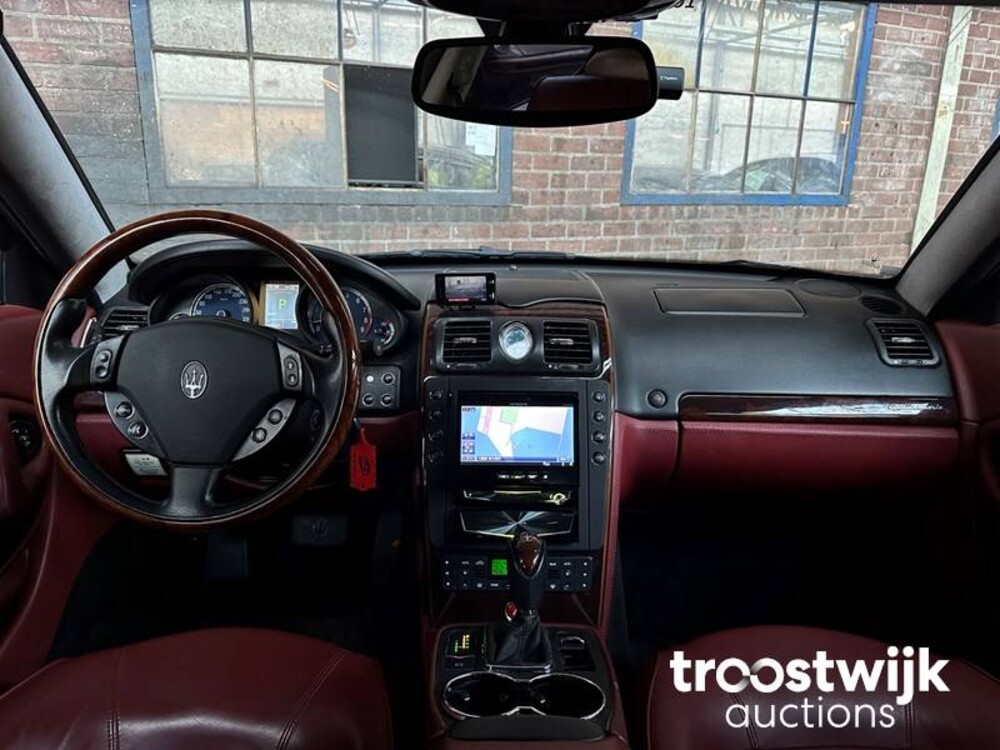 Maserati Quattroporte Executive GT 4.2 V8 400pk 2007 -Youngtimer- ZF