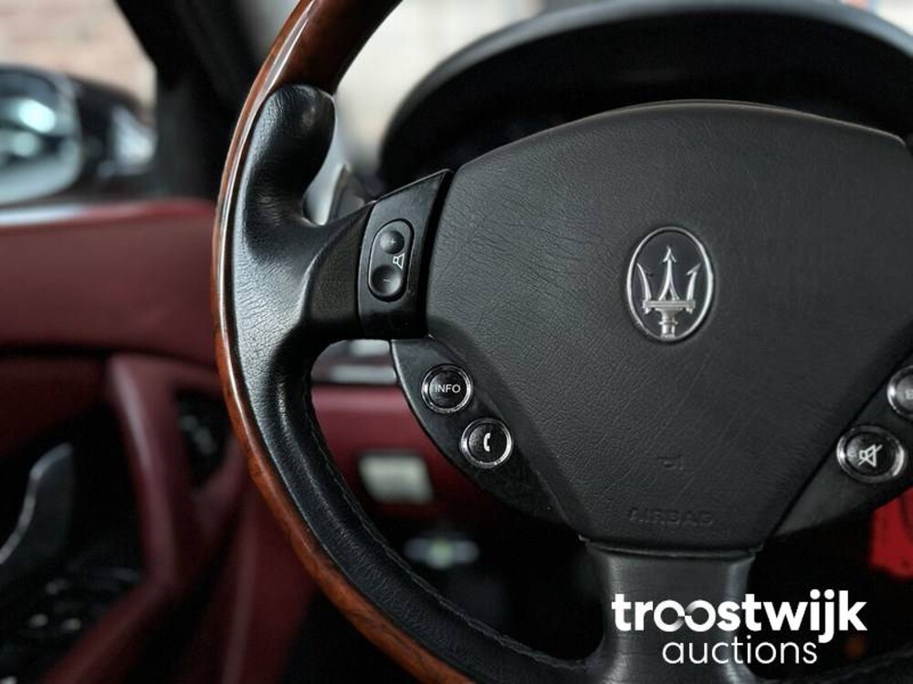 Maserati Quattroporte Executive GT 4.2 V8 400pk 2007 -Youngtimer- ZF