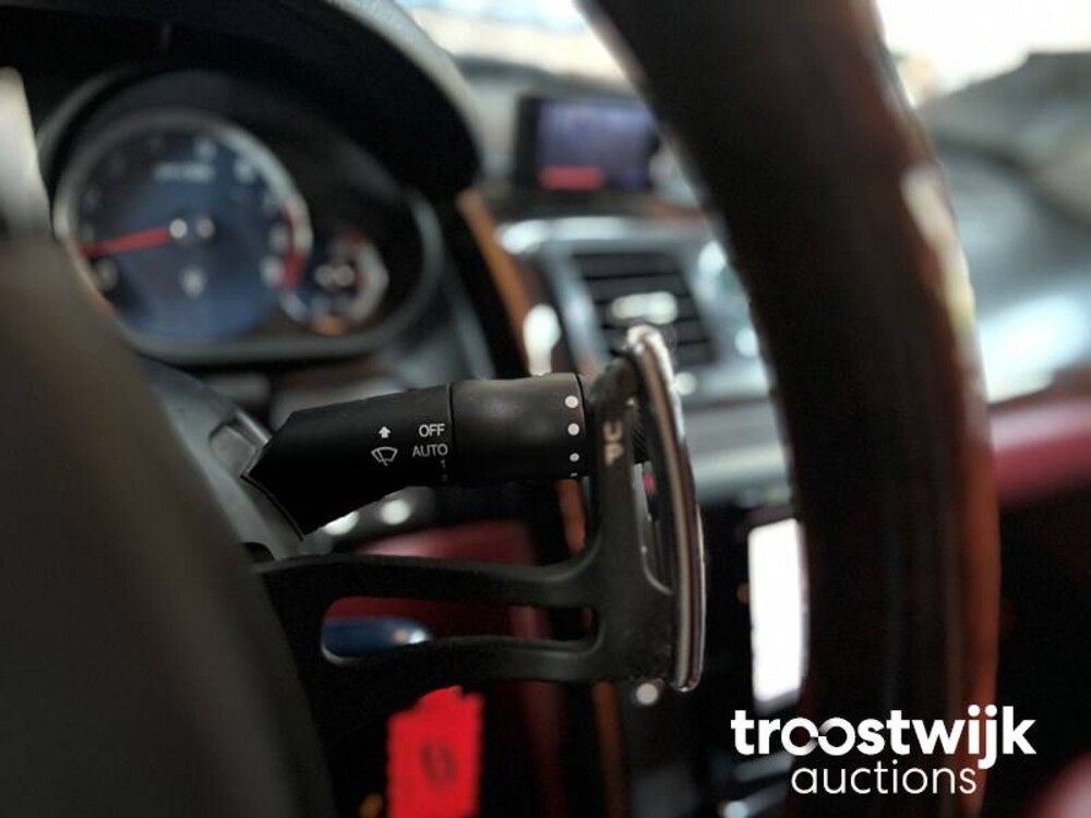 Maserati Quattroporte Executive GT 4.2 V8 400pk 2007 -Youngtimer- ZF