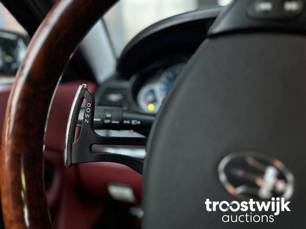 Maserati Quattroporte Executive GT 4.2 V8 400pk 2007 -Youngtimer- ZF