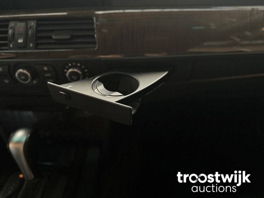 BMW 530i M-Sport Executive E60 258pk 2006 -Youngtimer-