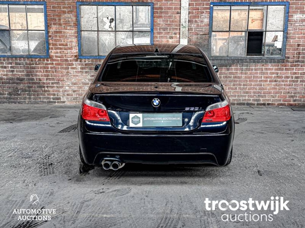 BMW 530i M-Sport Executive E60 258pk 2006 -Youngtimer-