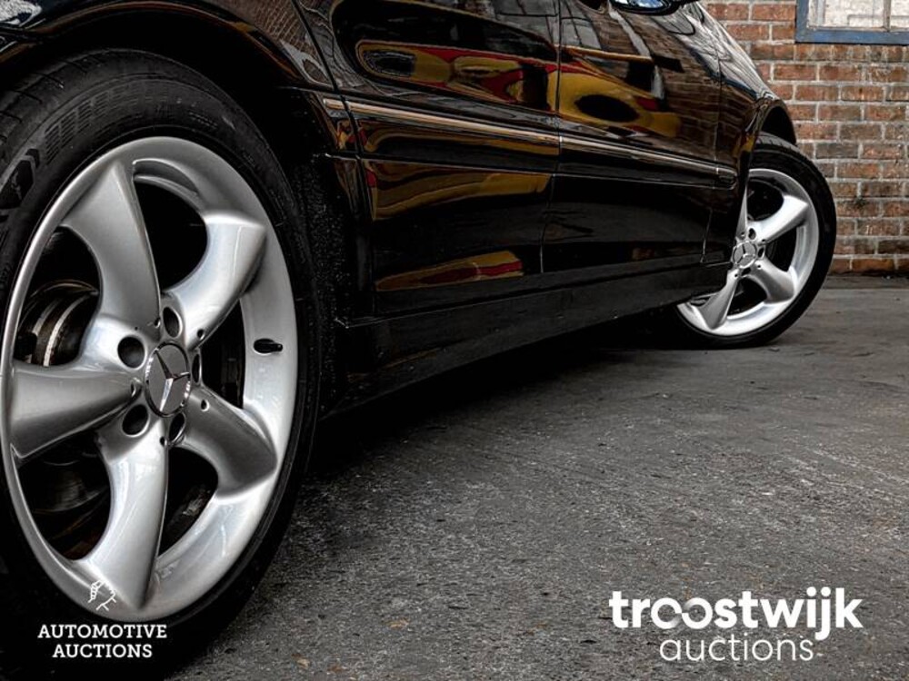 Mercedes-Benz Combi 200 K. Classic 163pk 2004, ZT-830-L