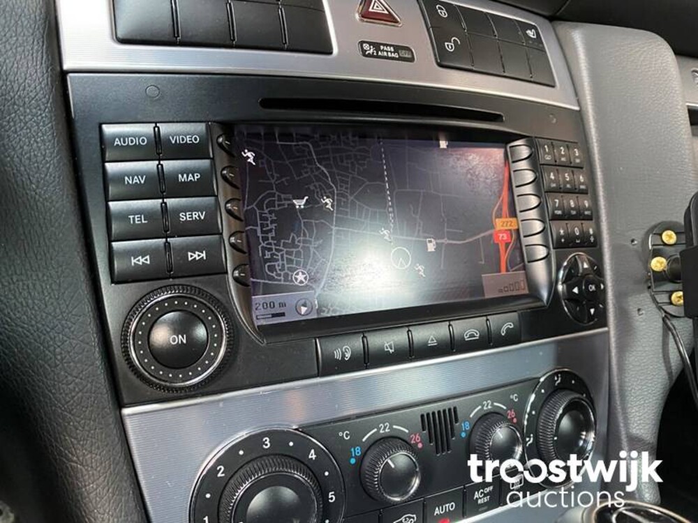 Mercedes-Benz Combi 200 K. Classic 163pk 2004, ZT-830-L